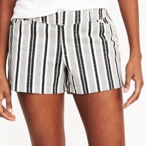 Old Navy Pixie Chino Shorts